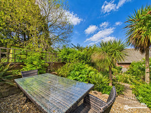 Top Seating Area- click for photo gallery